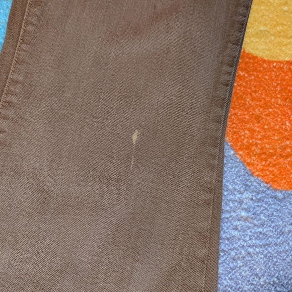 🖤 Flattering Brown Flare Jeans - Picture 2 of 5